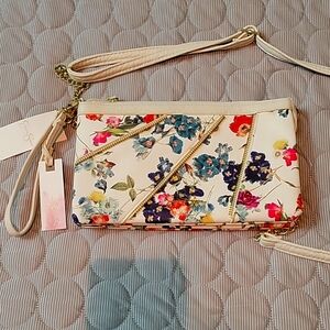 Jessica Simpson crossbody
